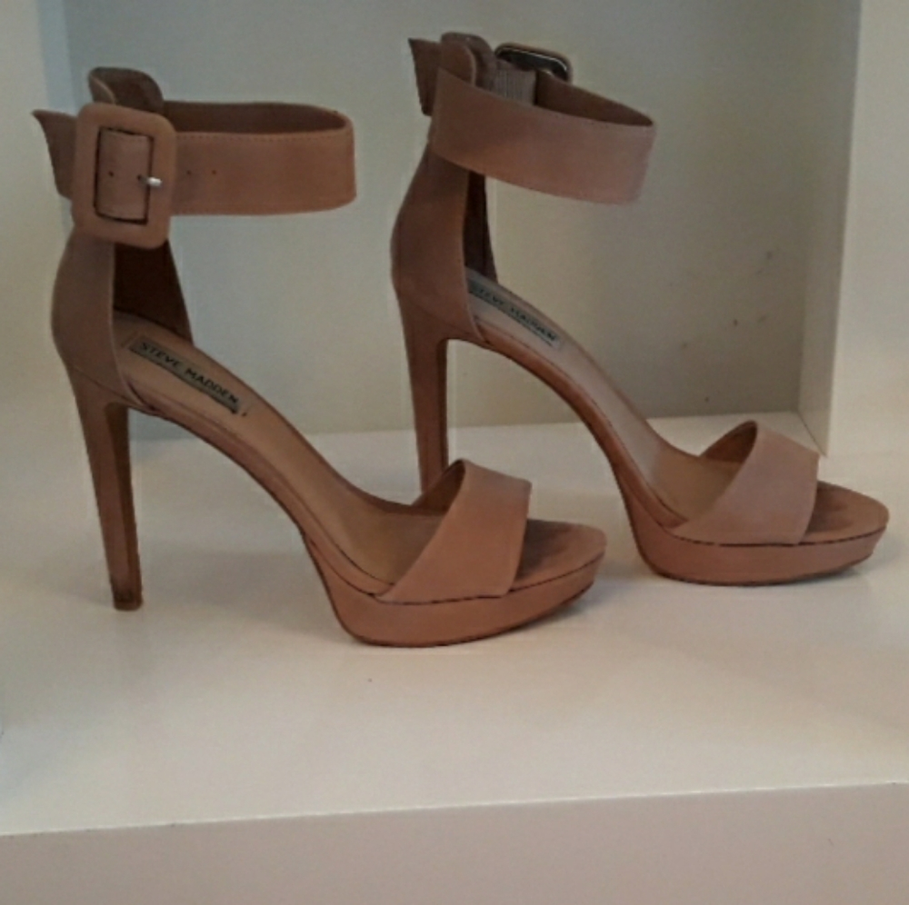 Steve Madden Platform Sandals